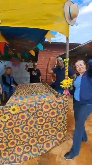 🌽🎉 VAI TER ARRAIÁ SIIIIIMMMM!!

Do Movimento Familiar Cristão de Maringá! 🎉🌽

Prepare seu melhor traje, seu chapéu e traga toda a família para viver uma noite especial de muita alegria, partilha e confraternização! 💙✨

Teremos comidas típicas deliciosas, brincadeiras, música, dança, diversão para todas as idades e aquele clima acolhedor que só a família MFC sabe proporcionar.

📅 Data: 25 de julho - a partir das 18h

Aaaahhh, e para animar a festa, nada melhor que os 🎵 VIOLEIROS AMIGOS DO JASPION 🎵

Não fique de fora dessa grande festa! Convide seus amigos e familiares e venha celebrar conosco. Esperamos por você! 🌽🔥🎶❤️

🚩 Local: Sede do MFC Maringá (https://maps.app.goo.gl/TB3FHLb6vyTwjXMM6)